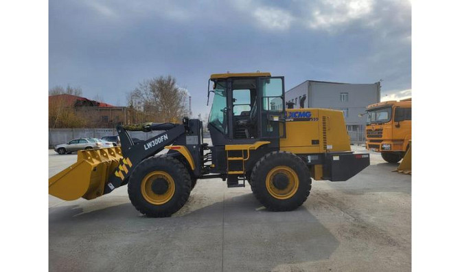 Front Loader Services Ust-Kamenogorsk - photo 1