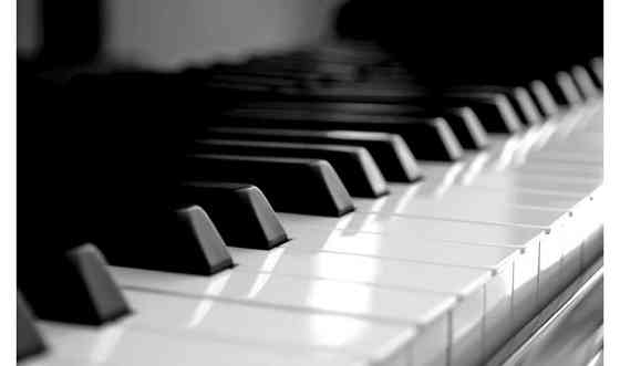 Обучаю игре на фортепиано Алматы