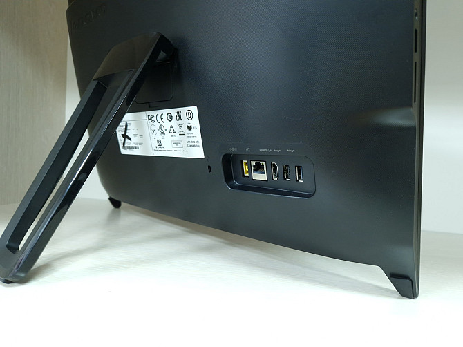 Моноблок Lenovo 19,5" IdeaCentre C20-30 (19.5 ", Intel Core i3-4005U 1.7Ghz, 4 Гб, SSD 256 Gb, GeFor Астана - изображение 4