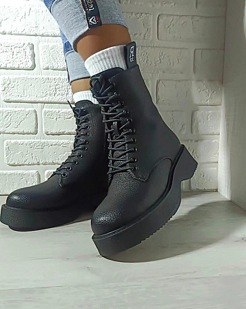 Ботинки женские Stuart Weitzman, экокожа Алматы - изображение 1