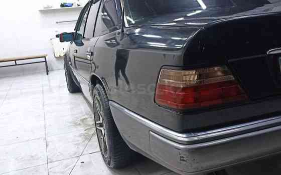 Mercedes-Benz E 300, 1991, 3 л, 150000 км Актау