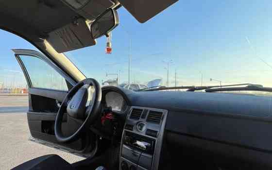 ВАЗ (Lada) Priora 2172, 2013, 1.6 л, 199000 км Семей