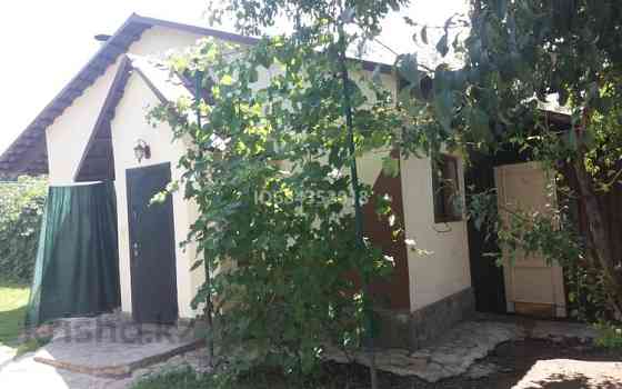 1-комнатный дом посуточно, 60 м², 6 соток, мкр Орбита-2 251А / Абиша Кикельбаева Almaty
