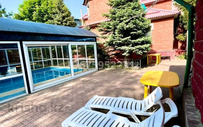 7-комнатный дом посуточно, 400 м², 12 соток, Кенесары Хана 122 Алматы - изображение 6