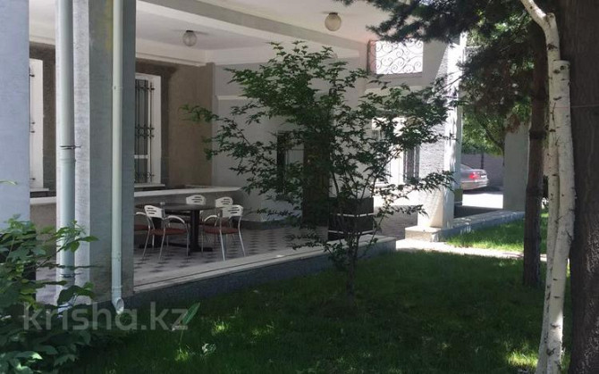 8-комнатный дом посуточно, 458 м², 16 соток, Аль-Фараби 17/18 / Аскарова Алматы - изображение 5