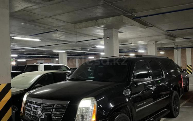 Cadillac Escalade ESV, 2007, 6.2 л, 190000 км Астана - изображение 1