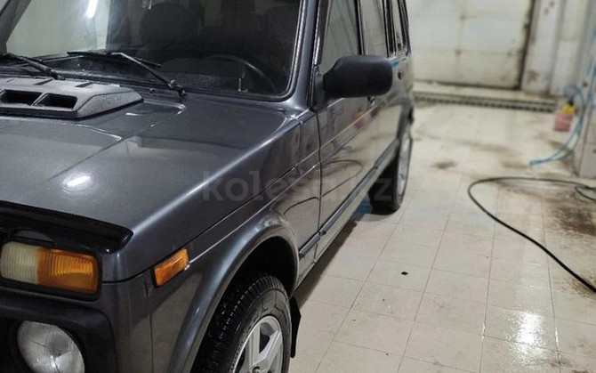 ВАЗ (Lada) 2131 (5-ти дверный), 2015, 1.7 л, 45000 км Уральск - изображение 4