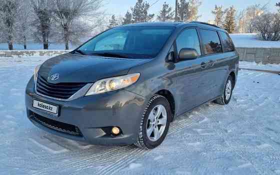 Toyota Sienna, 2011, 2.7 л,  км Астана