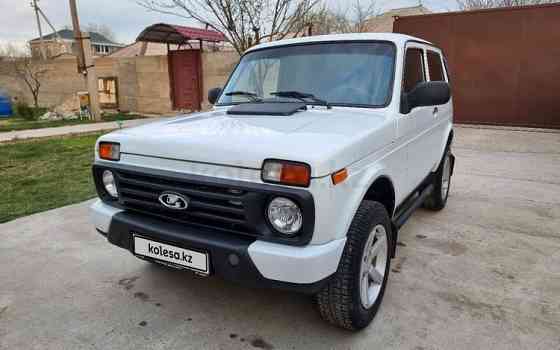 ВАЗ (Lada) 2121 Нива, 2014, 1.7 л, 210000 км Шымкент