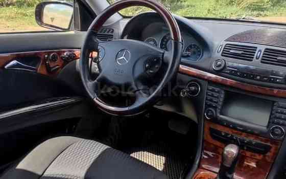 Mercedes-Benz E 240, 2003, 2.6 л,  км Астана
