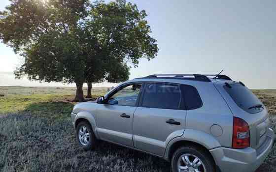 Hyundai Tucson, 2008, 2 л, 320000 км Уральск