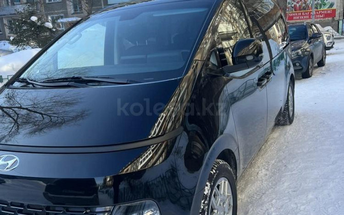 Hyundai Staria, 2022, 3.5 л, 9600 км Усть-Каменогорск - изображение 3
