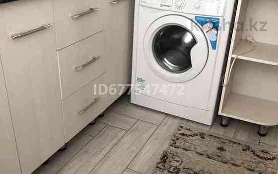 2-комнатная квартира посуточно, 48 м², 1/5 этаж, мкр Центральный 15 Атырау