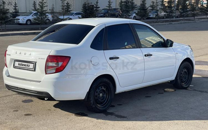 ВАЗ (Lada) Granta 2190, 2020, 1.6 л, 39800 км Астана - изображение 4