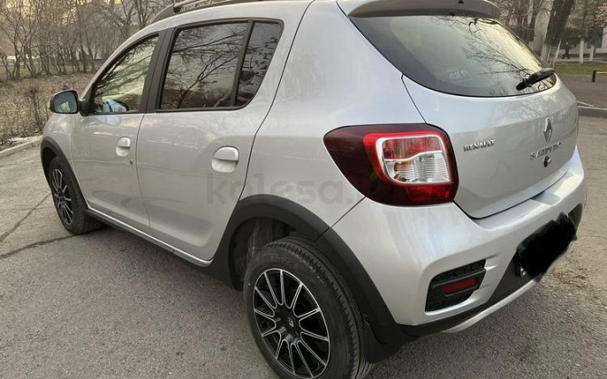 Renault Sandero, 2015, 1.6 л, 130000 км Almaty - photo 3