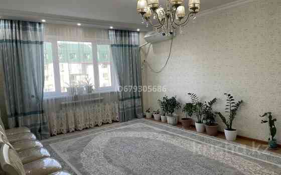 3-комнатная квартира посуточно, 80 м², 3/5 этаж, мкр Нурсая / проспект Елорда Атырау