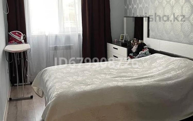 3-комнатная квартира посуточно, 100 м², 3/5 этаж, Привокзалный 3а мкр 14а / Привокзалный Атырау - изображение 1