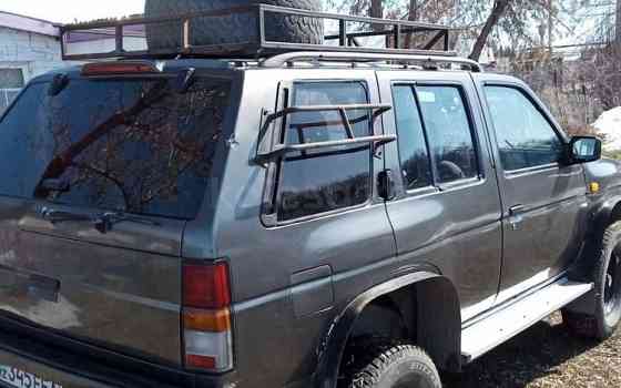 Nissan Terrano, 1991, 2.7 л,  км Petropavlovsk