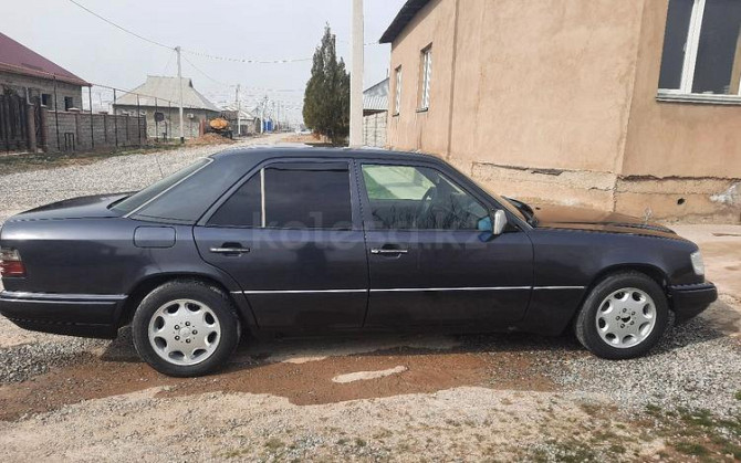 Mercedes-Benz E 220, 1994, 2.2 л, 222222 км Shymkent - photo 2