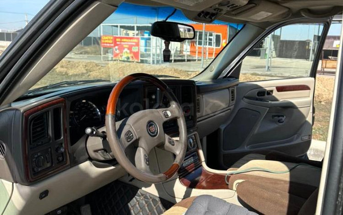 Cadillac Escalade, 2005, 6 л, 325000 км Шымкент - изображение 3