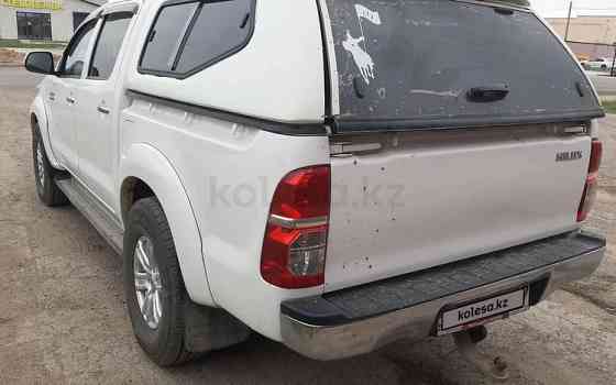 Toyota Hilux, 2014, 2.7 л, 180000 км Аксай
