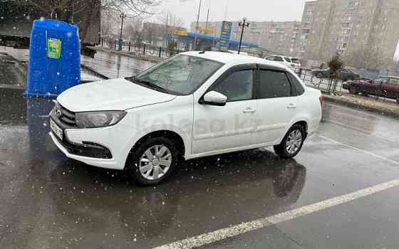 ВАЗ (Lada) Granta 2190, 2019, 1.6 л, 65000 км Семей
