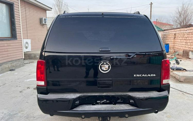 Cadillac Escalade, 2005, 6 л, 300000 км Актау - изображение 2