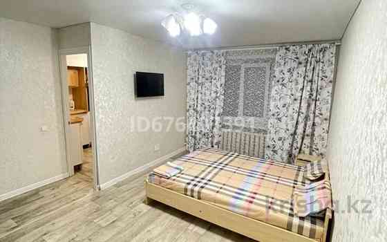 1-комнатная квартира посуточно, 35 м², 1/5 этаж, Крылова 87 Усть-Каменогорск