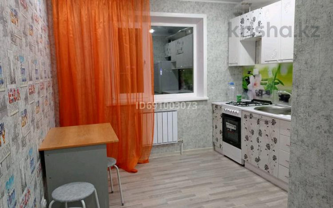 1-комнатная квартира долгосрочно, 40.5 м², 1/9 этаж, Юбилейный, Мкр. Юбилейный 2 Костанай - изображение 3