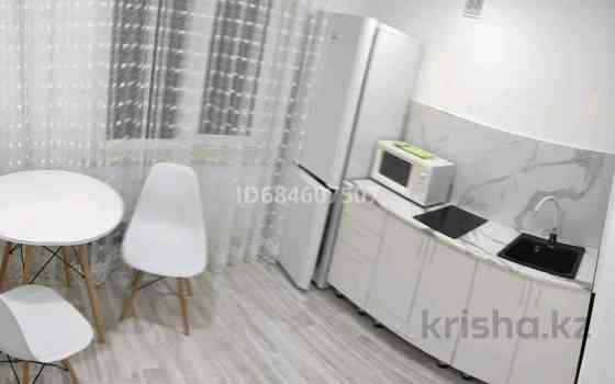 1-комнатная квартира посуточно, 36 м², 2/5 этаж, Кабанбай Батыра 68 / Пристань Усть-Каменогорск