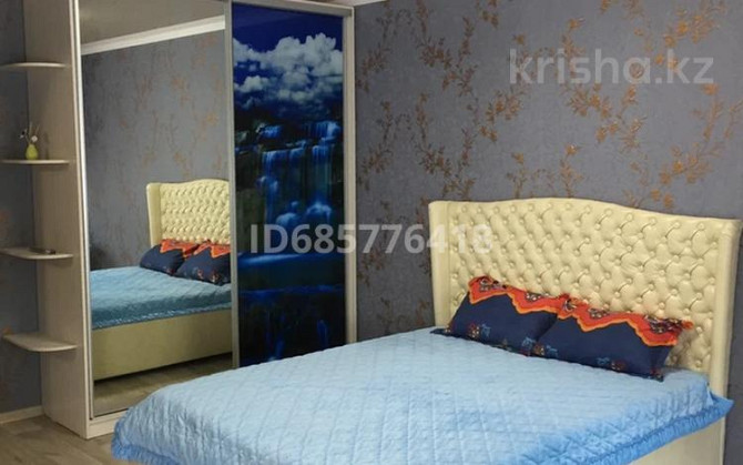 1-комнатная квартира посуточно, 37 м², 3/5 этаж, Кабанбай батыра 126 / Возле зеленого рынка Усть-Каменогорск - изображение 3