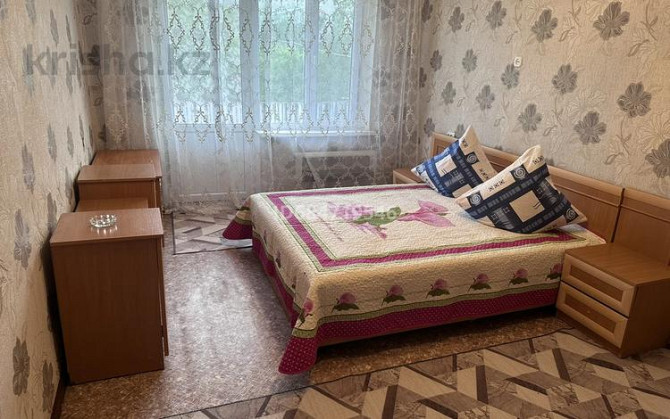 1-комнатная квартира посуточно, 35 м², 3/5 этаж, 1 23 / Жібек жолы Zhangatas - photo 2
