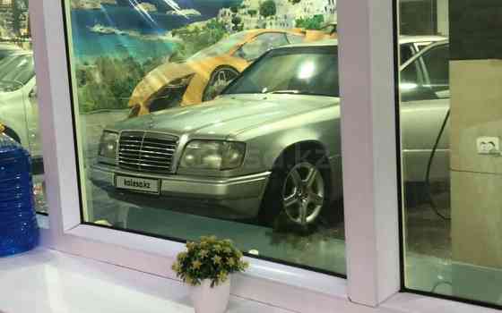 Mercedes-Benz E 220, 1993, 2.2 л, 330000 км Семей