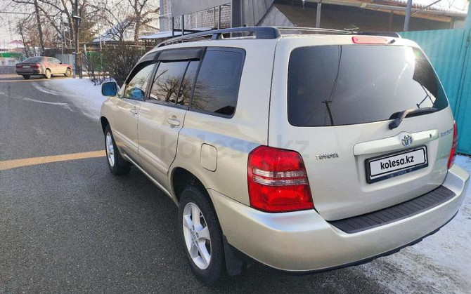 Toyota Highlander, 2002, 2.4 л,  км Алматы - изображение 4