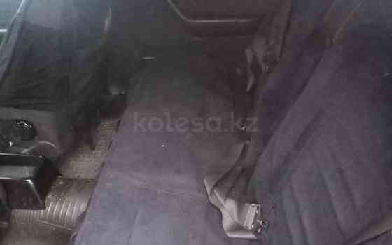 Mercedes-Benz E 200, 1990, 2 л, 15000 км Усть-Каменогорск