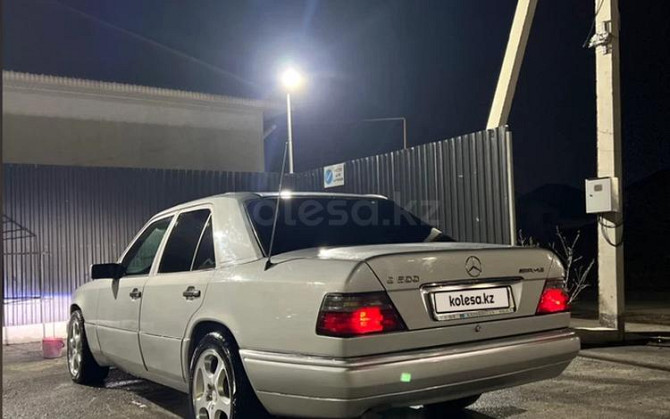 Mercedes-Benz E 220, 1993, 2.2 л, 441000 км Shymkent - photo 1