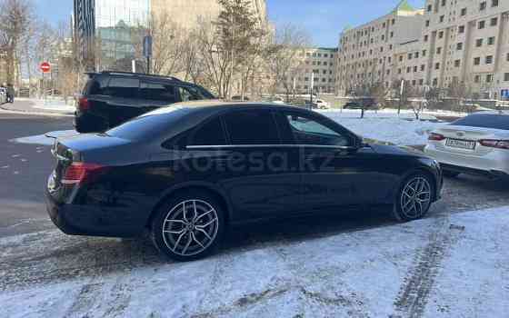 Mercedes-Benz E 220, 2020, 2 л,  км Astana