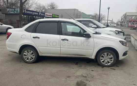 ВАЗ (Lada) Granta 2190, 2019, 1.6 л, 98000 км Семей