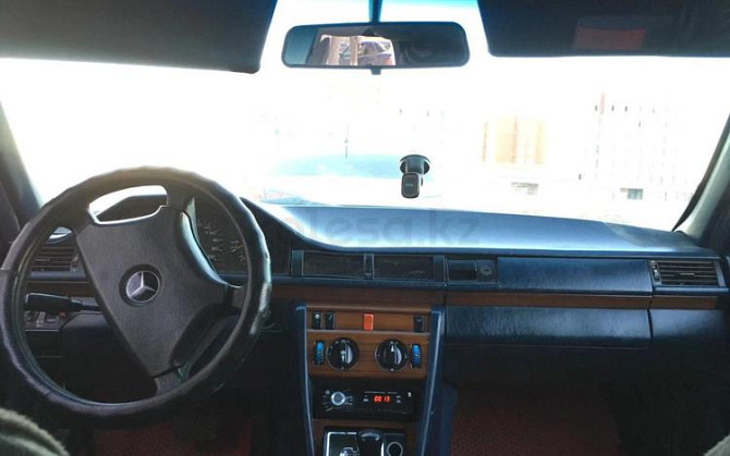 Mercedes-Benz E 230, 1991, 2.3 л, 666666 км Shymkent - photo 1