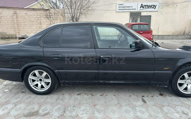 BMW 520, 1990, 2 л, 111111 км Актау - изображение 2