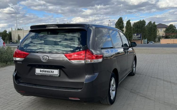 Toyota Sienna, 2013, 3.5 л, 289 км Актобе - изображение 4