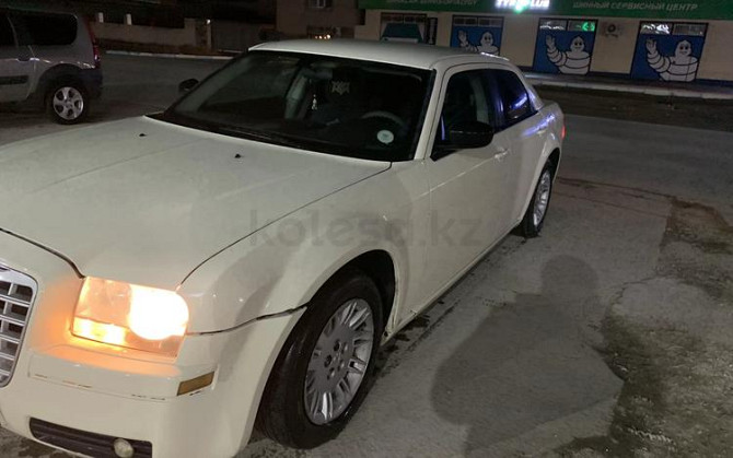Chrysler 300C, 2007, 2.7 л, 225120 км Актау - изображение 2