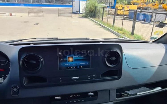 Mercedes-Benz Sprinter, 2019, 2.2 л, 98000 км Алматы - изображение 4