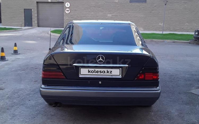 Mercedes-Benz E 280, 1994, 2.8 л, 294231 км Astana - photo 2