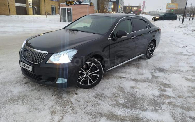 Toyota Crown Majesta, 2010, 4.6 л,  км Oral - photo 1