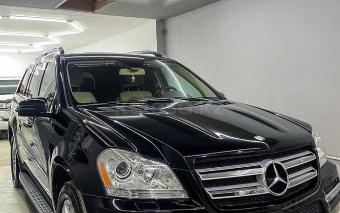 Mercedes-Benz GL 450, 2010, 4.7 л, 135000 км Atyrau - photo 1
