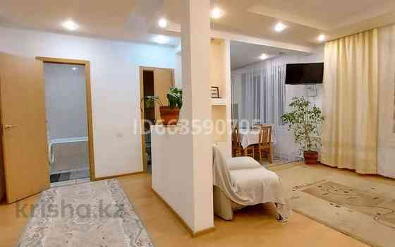 2-комнатная квартира посуточно, 60 м², 3/3 этаж, Тауке-хан / Байтұрсынова Shymkent