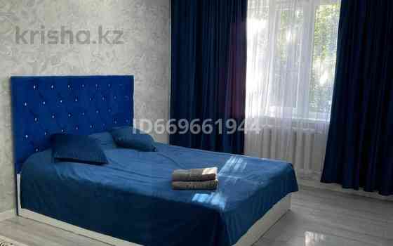 1-комнатная квартира посуточно, 36 м², 2/5 этаж, мкр Север Шымкент