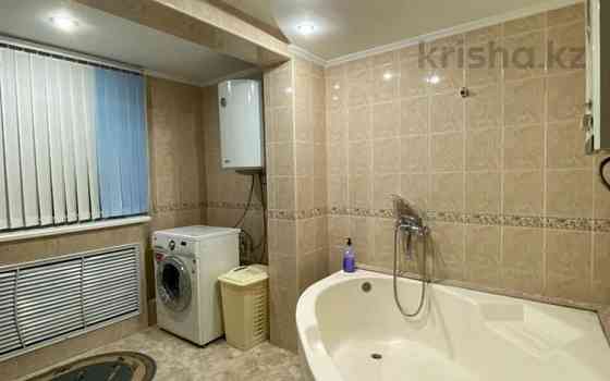 3-комнатная квартира посуточно, 40 м², 2/5 этаж, 17 микрорайон 15а Шымкент