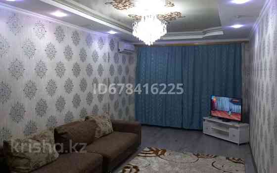 2-комнатная квартира посуточно, 60 м², 2/9 этаж, мкр Нурсат 135 / Аргынбекова и Байдибек би Shymkent